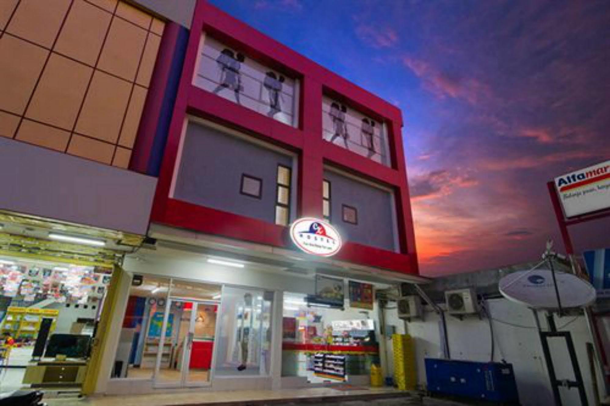 Cx Hostel Kuta Raya Exterior photo